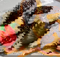 Phoebes Licensed Restaurant - Accommodation Mermaid Beach