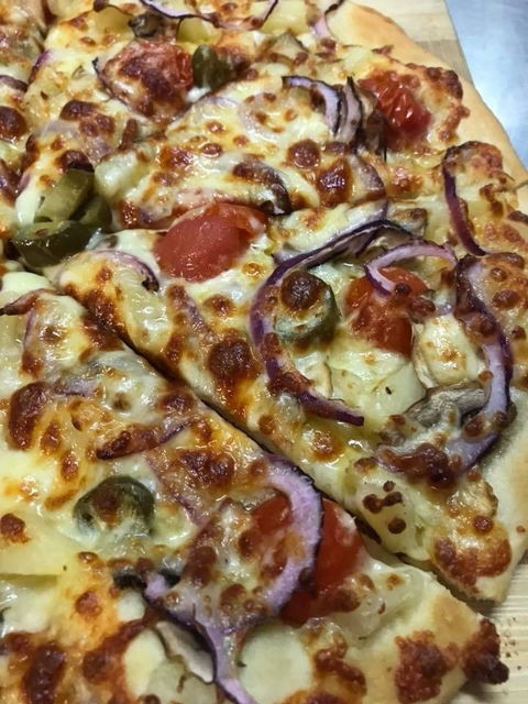Siracusa Pizza Pasta Cafe - Accommodation Mermaid Beach 4
