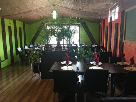 Yim Thai Gloucester - Accommodation Mermaid Beach 1