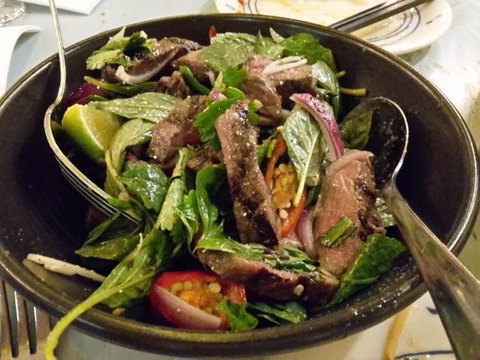 Kinn Thai Restaurant - Accommodation Mermaid Beach 0