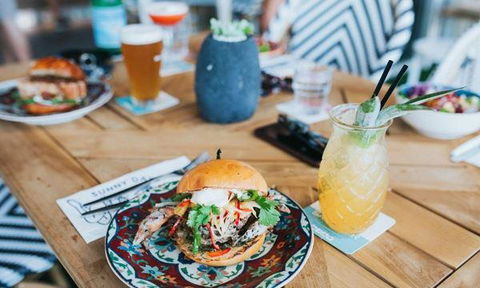 I Absolute Thai Restaurant - Accommodation Mermaid Beach 8