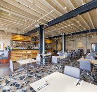 Customs House Waterfront Hotel Restaurant - Accommodation Mermaid Beach