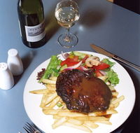 Bridge Hotel Bistro - Accommodation Mermaid Beach