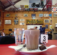 Burt Munro Motorcycle Cafe - Accommodation Mermaid Beach