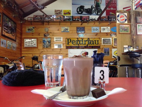 Burt Munro Motorcycle Cafe - Accommodation Mermaid Beach 0
