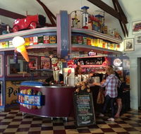 Cruzin' in the 50's Diner - Accommodation Mermaid Beach