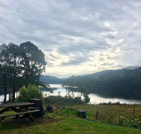 Lakeside Bar  Grill