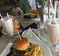Top Notch Cafe - Accommodation Mermaid Beach