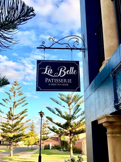 La Belle Patisserie & High Tea House - Accommodation Mermaid Beach 3