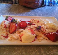 Tin Cat Cafe - Accommodation Mermaid Beach