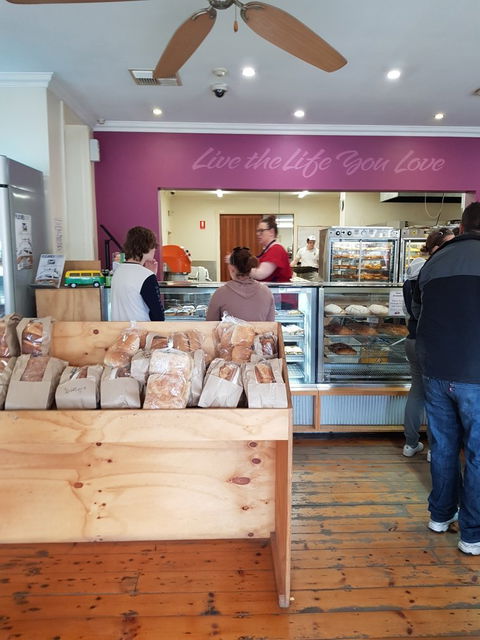 Aldinga Home Grain Bakery - Accommodation Mermaid Beach 9