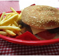Mel's Diner  takeaway - Accommodation Mermaid Beach
