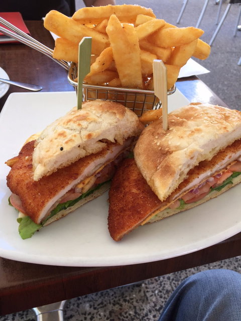 Freddy Fuddpukka's Cafe - Accommodation Mermaid Beach 2