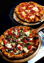 The Lounging Emu - Accommodation Mermaid Beach 3