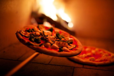 GG Restaurant - Accommodation Mermaid Beach 0