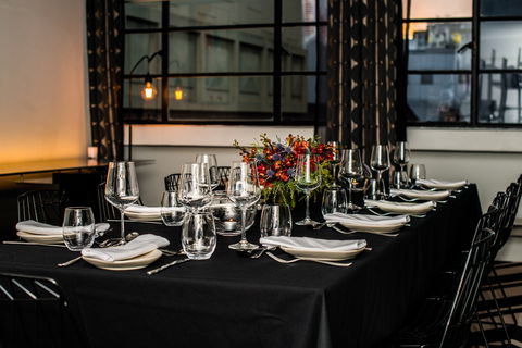 Adelphi Hotel - Accommodation Mermaid Beach 12