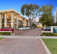 The Peninsula Riverside Apartments - Accommodation Mermaid Beach