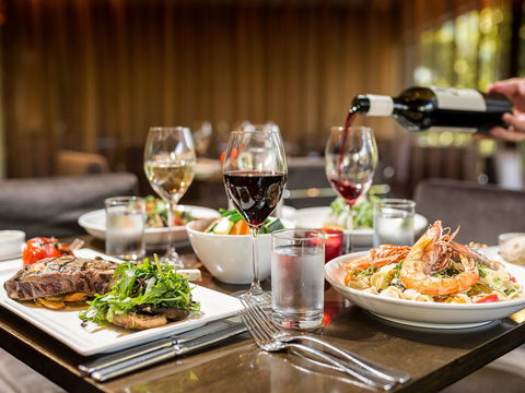 Novotel Canberra - Accommodation Mermaid Beach 9