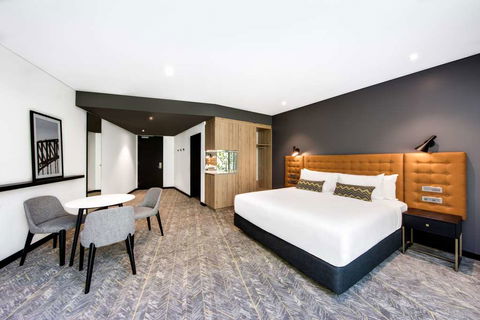 Vibe Hotel North Sydney - Accommodation Mermaid Beach 12