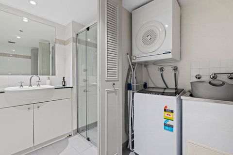 Astra Apartments Chatswood - Accommodation Mermaid Beach 16