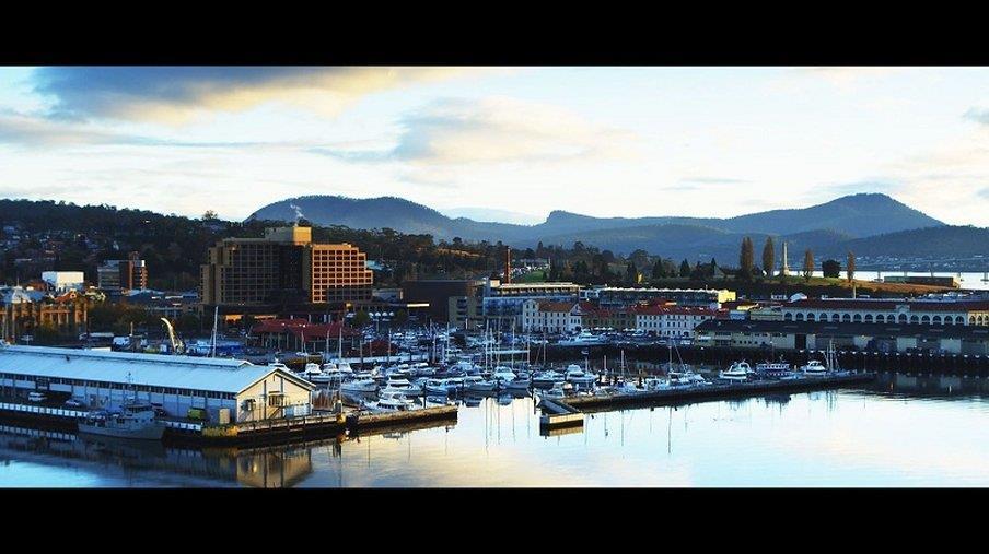 Hobart ACT Accommodation Mermaid Beach