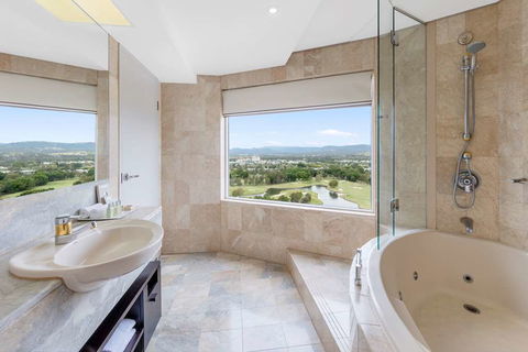 RACV Royal Pines Resort - Accommodation Mermaid Beach 3