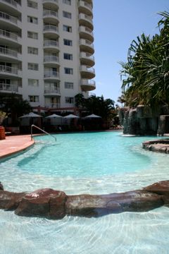 Alpha Sovereign Hotel Gold Coast - Accommodation Mermaid Beach 3