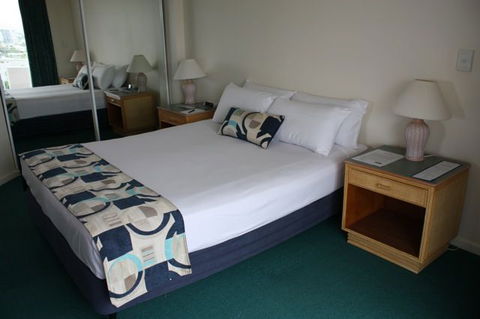 Alpha Sovereign Hotel Gold Coast - Accommodation Mermaid Beach 4