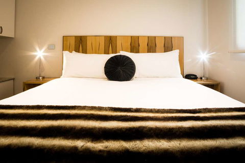 Salamanca Wharf Hotel - Accommodation Mermaid Beach 3