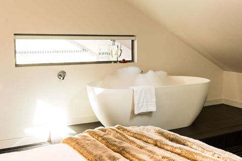 Salamanca Wharf Hotel - Accommodation Mermaid Beach 4