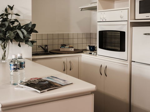 Salamanca Suites - Accommodation Mermaid Beach 3