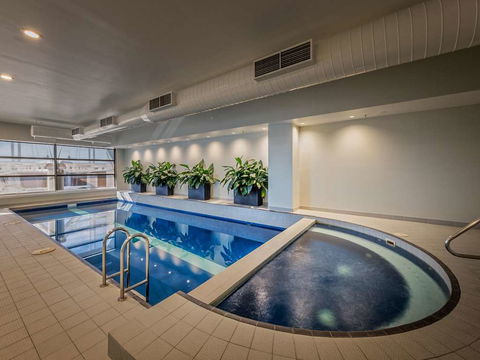 PARKROYAL Melbourne Airport - Accommodation Mermaid Beach 6