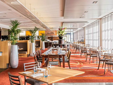 PARKROYAL Melbourne Airport - Accommodation Mermaid Beach 10