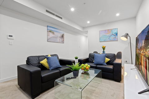 Astra Apartments Parramatta - Skyrise - Accommodation Mermaid Beach 4