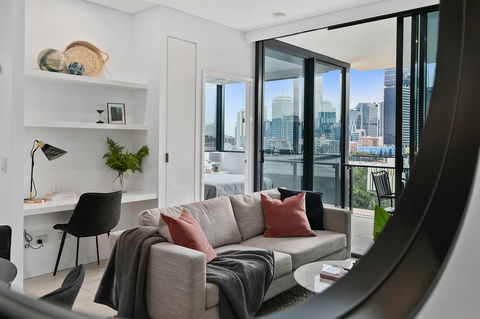 Arise On Hope Street - Accommodation Mermaid Beach 1