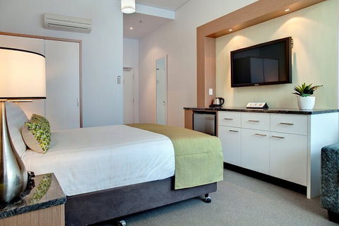 Walkers Arms Hotel - Accommodation Mermaid Beach 1