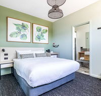 Nightcap at Commercial Hotel - Accommodation Mermaid Beach