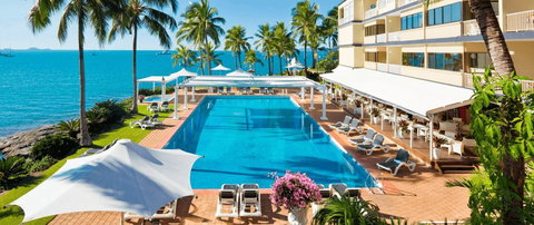 Coral Sea Resort - Accommodation Mermaid Beach 2