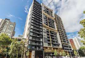 Saint Domain Serviced Apartments - Accommodation Mermaid Beach 3