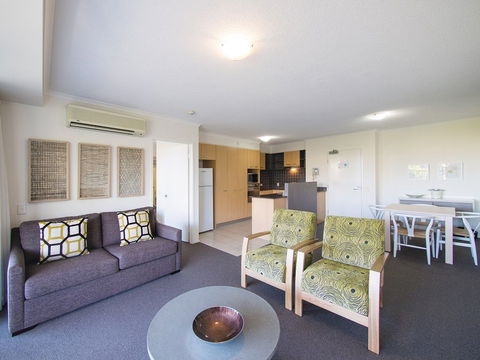 Oaks Seaforth Resort - Accommodation Mermaid Beach 2