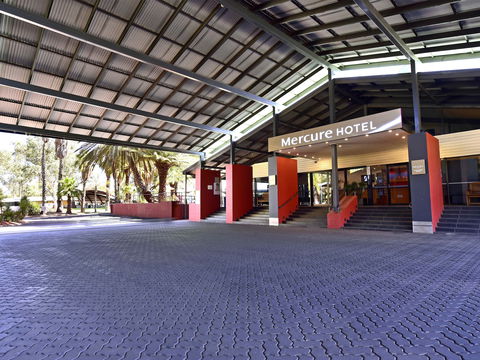 Mercure Alice Springs Resort - Accommodation Mermaid Beach 2