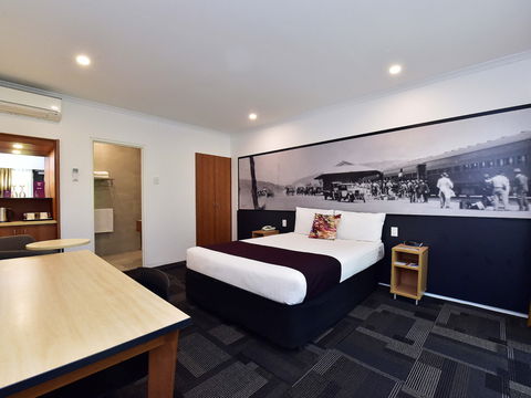 Mercure Alice Springs Resort - Accommodation Mermaid Beach 5