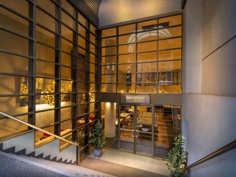 Ibis Hotel - Accommodation Mermaid Beach 2