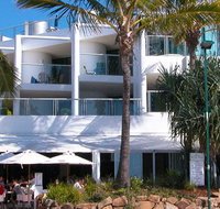 On The Beach - Accommodation Mermaid Beach