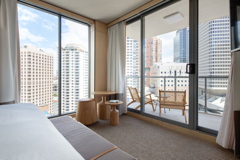 Zara Tower Serviced Apartments - Accommodation Mermaid Beach 1