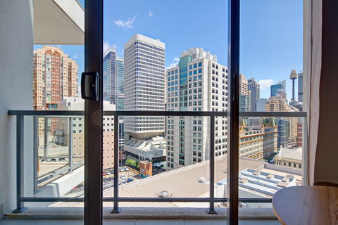 Zara Tower Serviced Apartments - Accommodation Mermaid Beach 2
