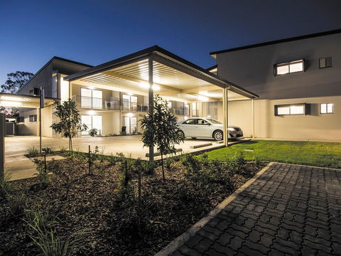 Oaks Middlemount - Accommodation Mermaid Beach 0
