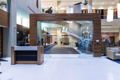 RACV City Club - Accommodation Mermaid Beach 2