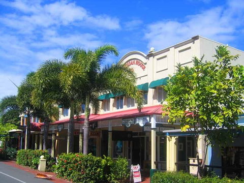 Macrossan House Boutique Holidays Apts - Accommodation Mermaid Beach 0