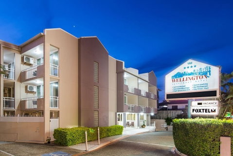 Wellington Apartment Hotel - Accommodation Mermaid Beach 0